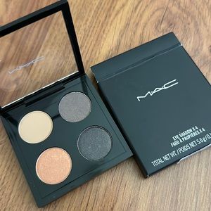 MAC Leopard Luxe shadow quad- limited and discontinued!  New and unused! Rare!